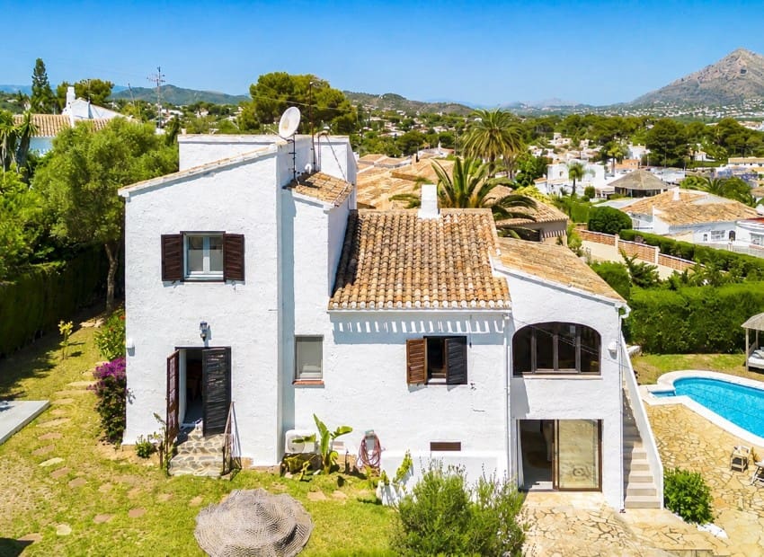 4 quarto Moradia para venda em Javea / Xabia com piscina garagem - 795 000 € (Ref: 10014238)