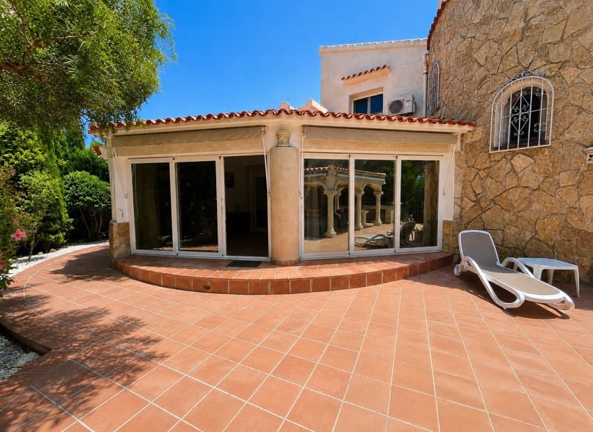 3 slaapkamer Villa te koop in Javea / Xabia met zwembad - € 945.000 (Ref: 10014239)