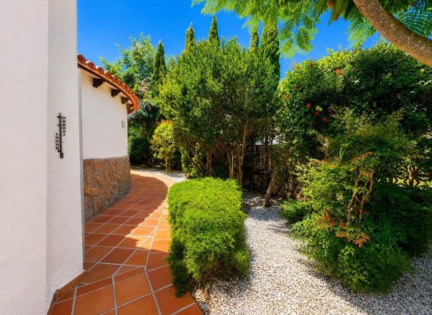 3 slaapkamer Villa te koop in Javea / Xabia met zwembad - € 945.000 (Ref: 10014239)