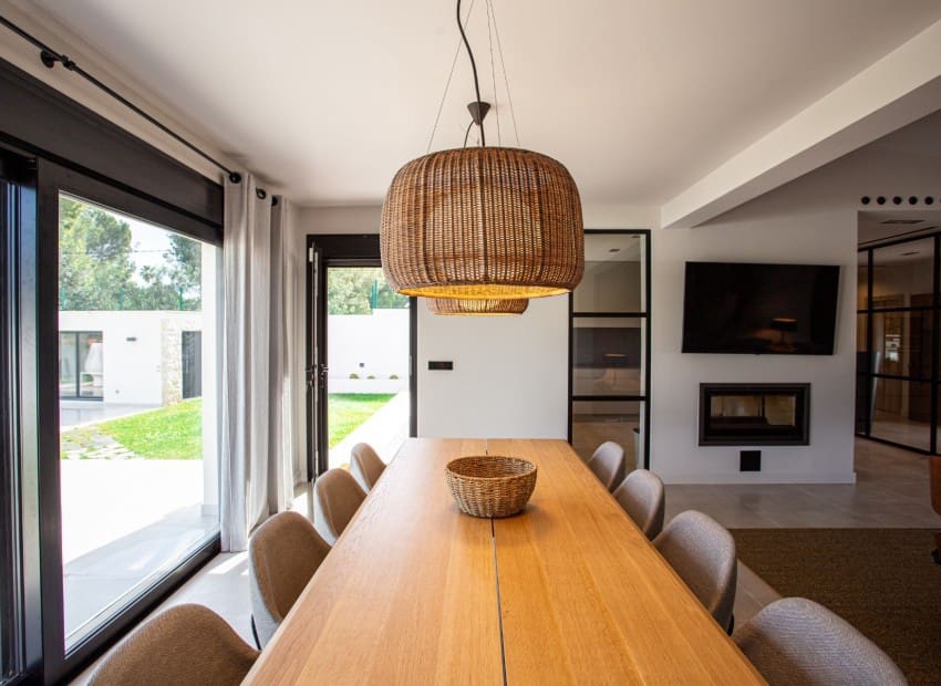 3 bedroom Villa for sale in Denia with pool garage - € 1,595,000 (Ref: 10021169)