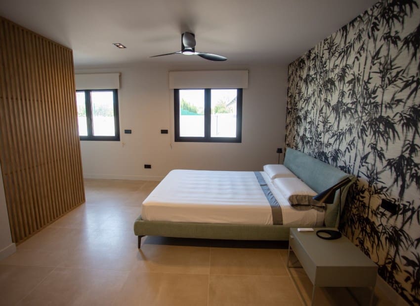 3 bedroom Villa for sale in Denia with pool garage - € 1,595,000 (Ref: 10021169)