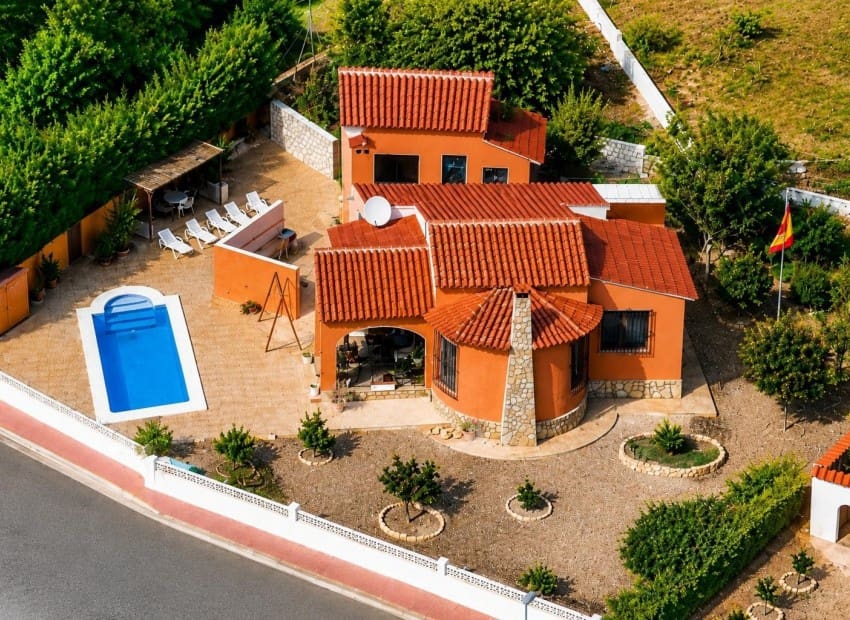 2 quarto Moradia para venda em Alfaz del Pi / L'Alfas del Pi com piscina garagem - 450 000 € (Ref: 10026571)