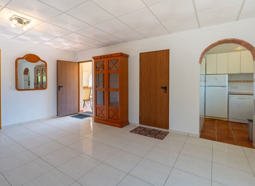 5 slaapkamer Villa te koop in Jalon / Xalo met zwembad garage - € 599.000 (Ref: 10034281)