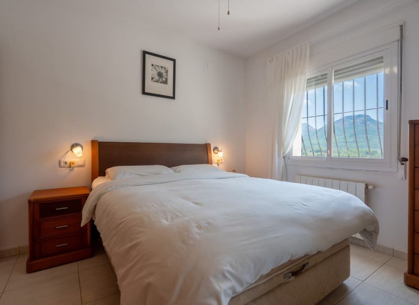 5 slaapkamer Villa te koop in Jalon / Xalo met zwembad garage - € 599.000 (Ref: 10034281)
