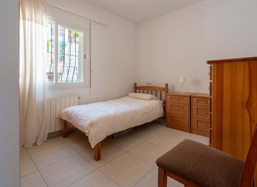 5 slaapkamer Villa te koop in Jalon / Xalo met zwembad garage - € 599.000 (Ref: 10034281)