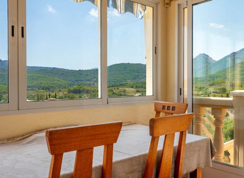5 slaapkamer Villa te koop in Jalon / Xalo met zwembad garage - € 599.000 (Ref: 10034281)