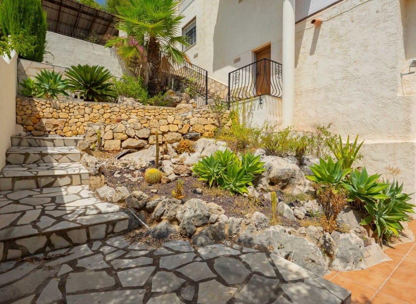 5 slaapkamer Villa te koop in Jalon / Xalo met zwembad garage - € 599.000 (Ref: 10034281)
