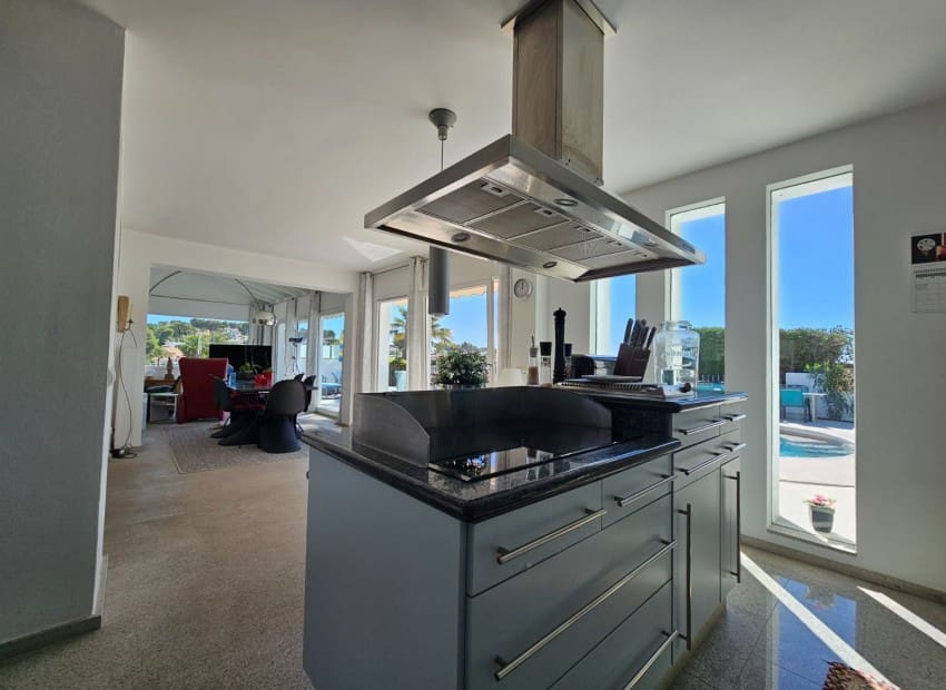 5 camera da letto Villa in vendita in Benissa con piscina - 1.450.000 € (Rif: 10039228)