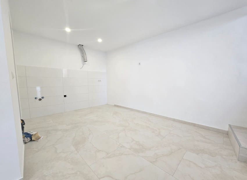 5 bedroom Townhouse for sale in Callosa d'En Sarria - € 169,000 (Ref: 10041628)