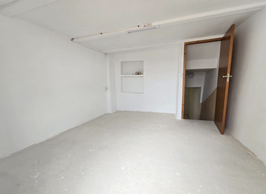5 bedroom Townhouse for sale in Callosa d'En Sarria - € 169,000 (Ref: 10041628)