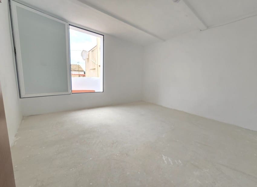 5 bedroom Townhouse for sale in Callosa d'En Sarria - € 169,000 (Ref: 10041628)