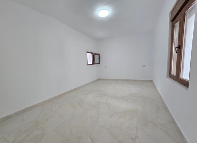 5 makuuhuone Omakotitalo myytävänä paikassa Callosa d'En Sarrià - 169 000 € (Ref: 10041628)