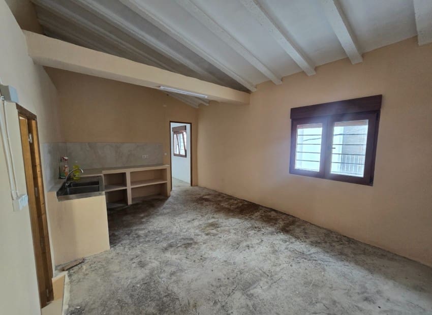 5 bedroom Townhouse for sale in Callosa d'En Sarria - € 169,000 (Ref: 10041628)
