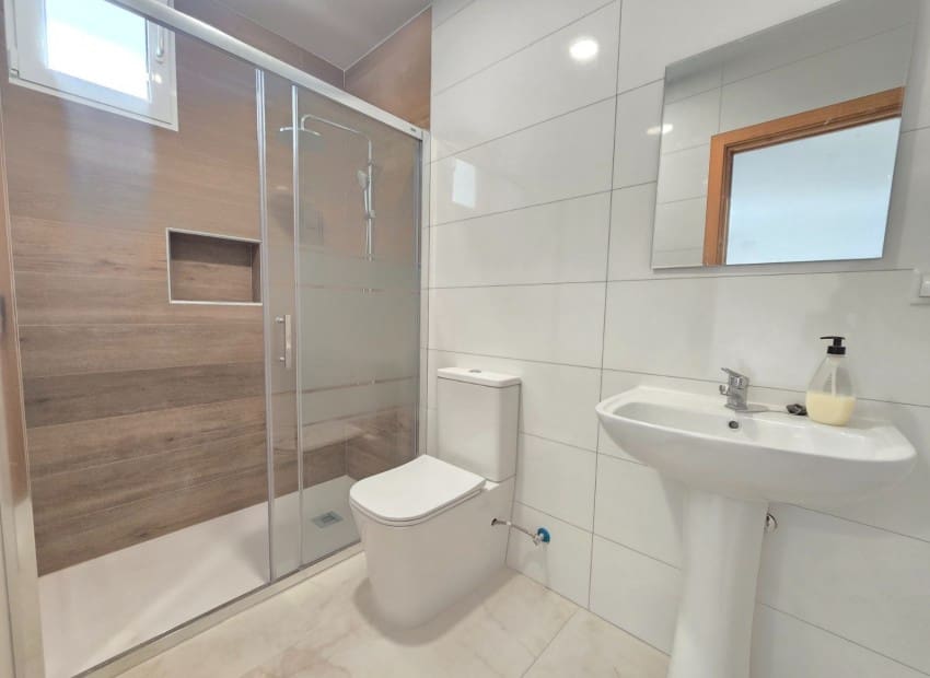 5 bedroom Townhouse for sale in Callosa d'En Sarria - € 169,000 (Ref: 10041628)