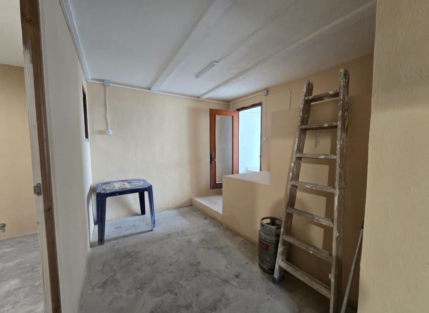5 bedroom Townhouse for sale in Callosa d'En Sarria - € 169,000 (Ref: 10041628)