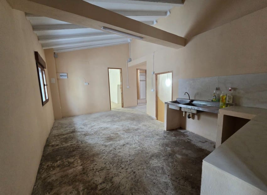 5 bedroom Townhouse for sale in Callosa d'En Sarria - € 169,000 (Ref: 10041628)