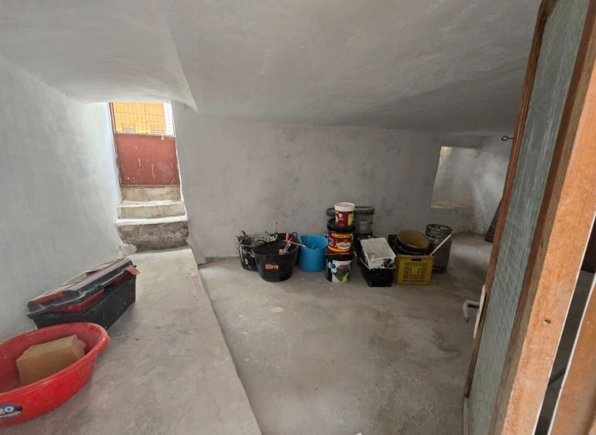 5 bedroom Townhouse for sale in Callosa d'En Sarria - € 169,000 (Ref: 10041628)