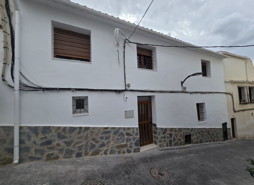 5 bedroom Townhouse for sale in Callosa d'En Sarria - € 169,000 (Ref: 10041628)
