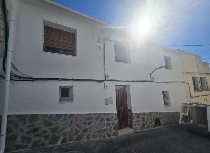 5 bedroom Townhouse for sale in Callosa d'En Sarria - € 169,000 (Ref: 10041628)
