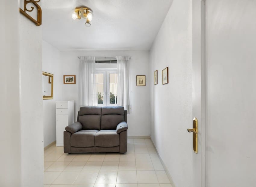 2 chambre Appartement à vendre à Guardamar del Segura avec piscine garage - 329 000 € (Ref: 10044079)