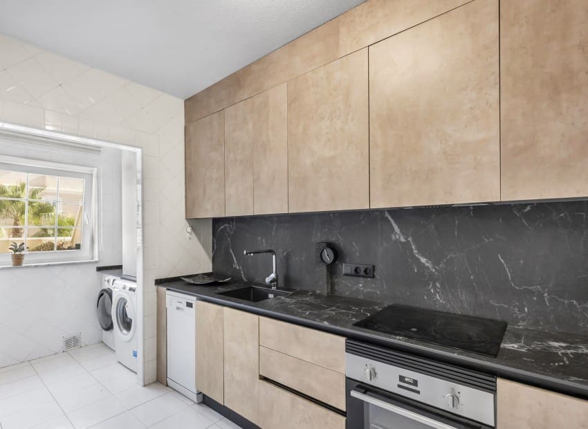 2 chambre Appartement à vendre à Guardamar del Segura avec piscine garage - 329 000 € (Ref: 10044079)