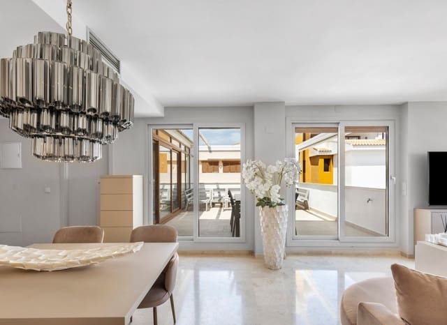 3 chambre Appartement à vendre à Punta Prima, Torrevieja avec piscine garage - 449 000 € (Ref: 10044080)