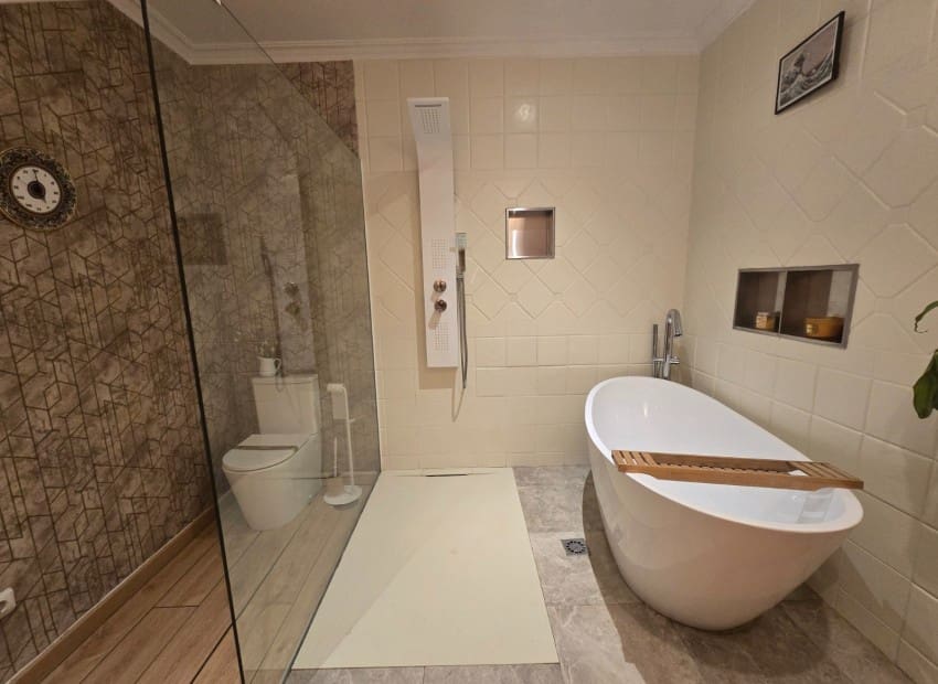 2 Zimmer Ferienvilla in Altea mit Pool Garage - 2.500 € (Ref: 10045693)