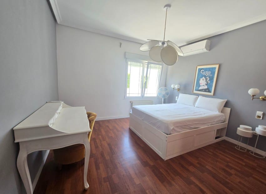 2 Zimmer Ferienvilla in Altea mit Pool Garage - 2.500 € (Ref: 10045693)