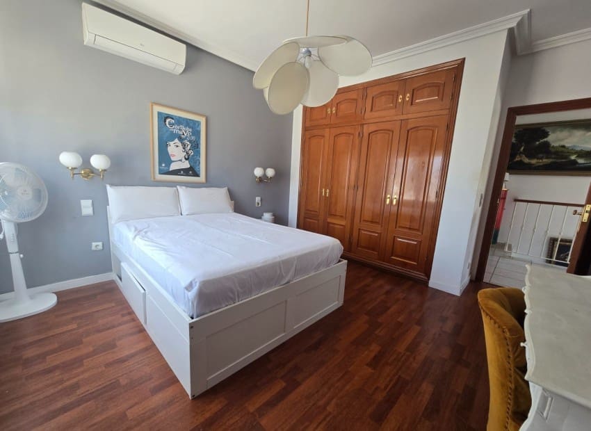 2 Zimmer Ferienvilla in Altea mit Pool Garage - 2.500 € (Ref: 10045693)