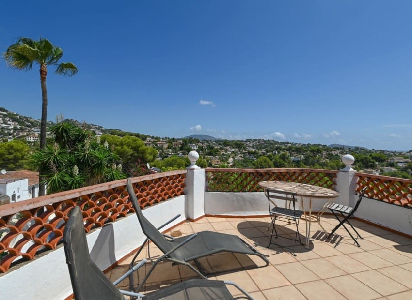 5 Zimmer Villa zu verkaufen in Benissa mit Pool Garage - 687.500 € (Ref: 10052285)