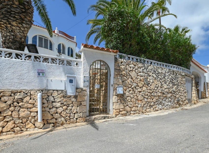 5 Zimmer Villa zu verkaufen in Benissa mit Pool Garage - 687.500 € (Ref: 10052285)