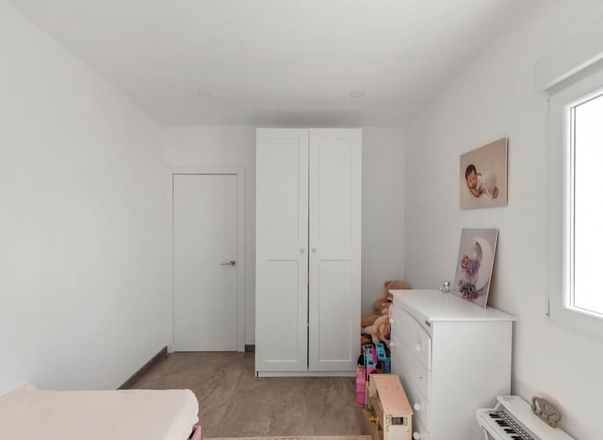 5 Zimmer Villa zu verkaufen in Los Balcones mit Pool Garage - 849.000 € (Ref: 10057579)