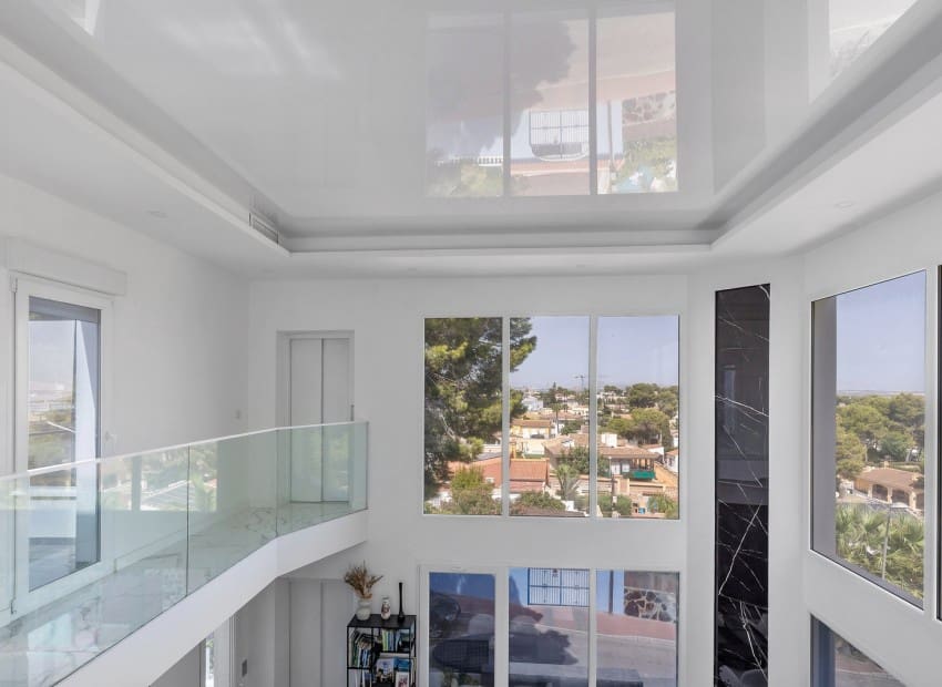 5 Zimmer Villa zu verkaufen in Los Balcones mit Pool Garage - 849.000 € (Ref: 10057579)