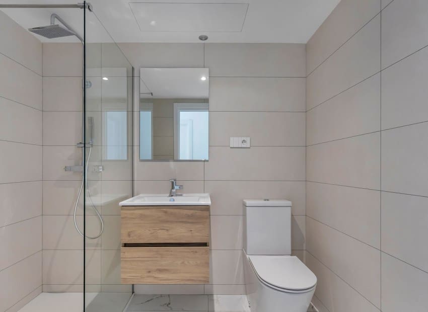 Apartamento de 2 habitaciones en Punta Prima en venta con piscina garaje - 389.000 € (Ref: 10057580)