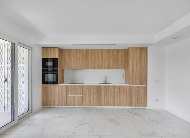 2 sypialnia Apartament na sprzedaż w Punta Prima, Torrevieja z basenem garażem - 389 000 € (Ref: 10057580)