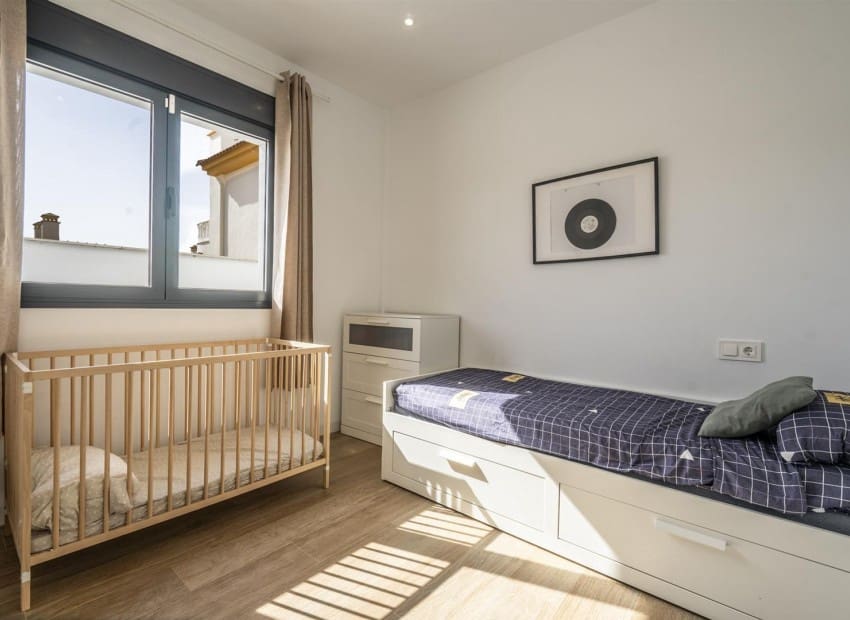 2 Zimmer Villa zu verkaufen in Roldan mit Pool Garage - 290.000 € (Ref: 10057713)