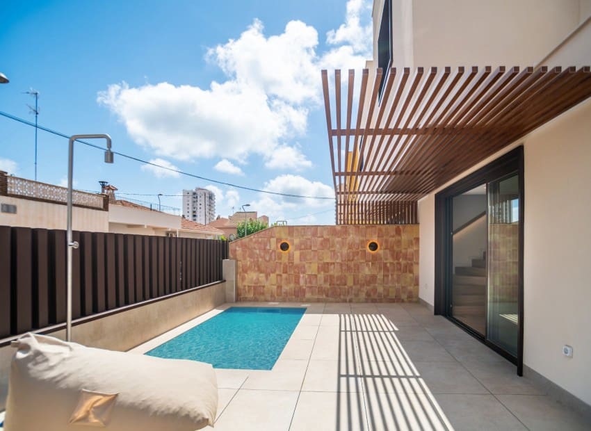3 sypialnia Willa na sprzedaż w Santiago de la Ribera z basenem garażem - 519 000 € (Ref: 10060602)