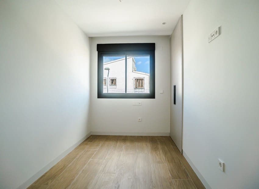3 sypialnia Willa na sprzedaż w Santiago de la Ribera z basenem garażem - 519 000 € (Ref: 10060602)