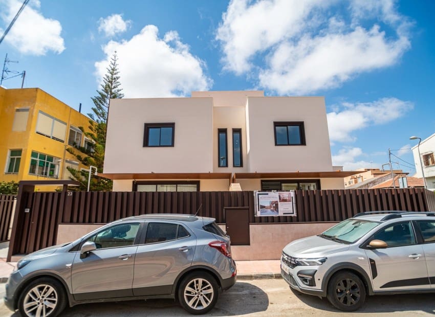 3 slaapkamer Villa te koop in Santiago de la Ribera met zwembad garage - € 529.000 (Ref: 10060996)
