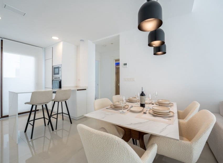 Ático de 2 habitaciones en Los Altos en venta con piscina garaje - 345.000 € (Ref: 10062850)