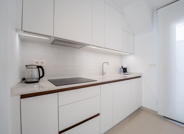 Ático de 2 habitaciones en Los Altos en venta con piscina garaje - 345.000 € (Ref: 10062850)
