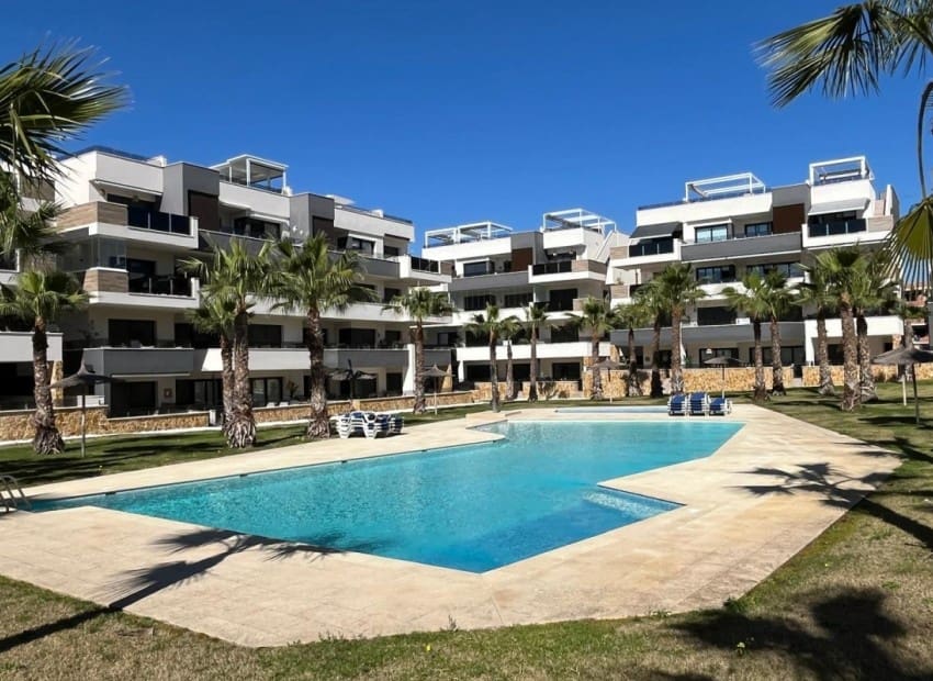 2 sypialnia Apartament na sprzedaż w Los Altos z basenem garażem - 295 000 € (Ref: 10062851)