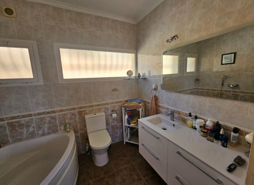 4 Zimmer Villa zu verkaufen in Altea la Vella mit Pool Garage - 1.150.000 € (Ref: 10073206)