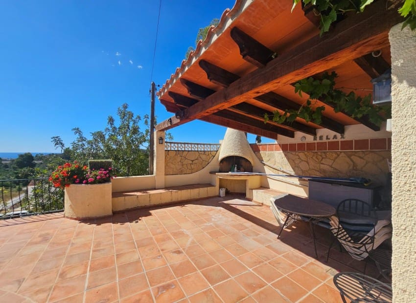 4 Zimmer Villa zu verkaufen in Altea la Vella mit Pool Garage - 1.150.000 € (Ref: 10073206)