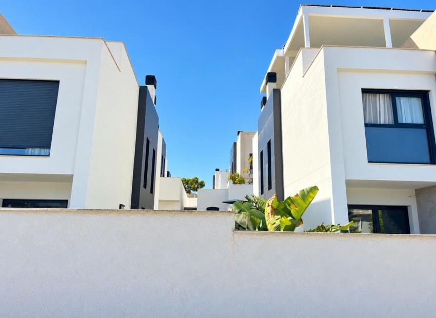 3 soverom Finca/Herregård til salgs i Alfaz del Pi / L'Alfas del Pi med svømmebasseng garasje - € 595 000 (Ref: 10076810)