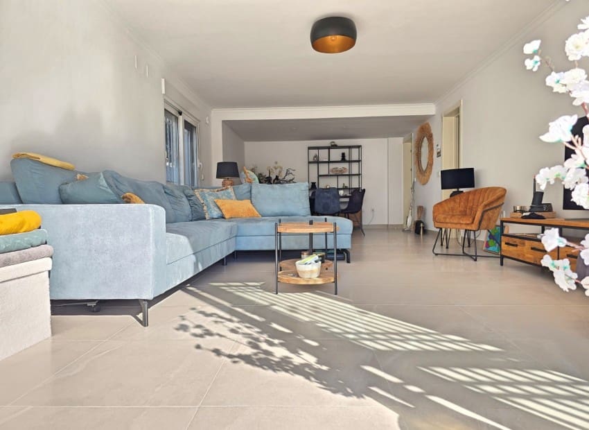 Chalet de 4 habitaciones en Alfaz del Pi / L'Alfàs del Pi en venta con piscina garaje - 875.000 € (Ref: 10104272)