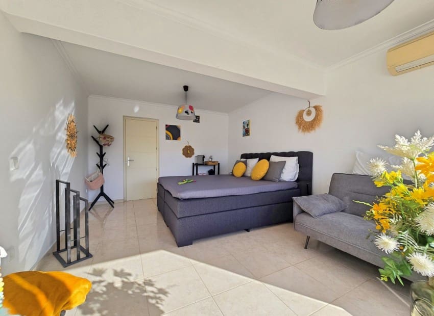 Chalet de 4 habitaciones en Alfaz del Pi / L'Alfàs del Pi en venta con piscina garaje - 875.000 € (Ref: 10104272)