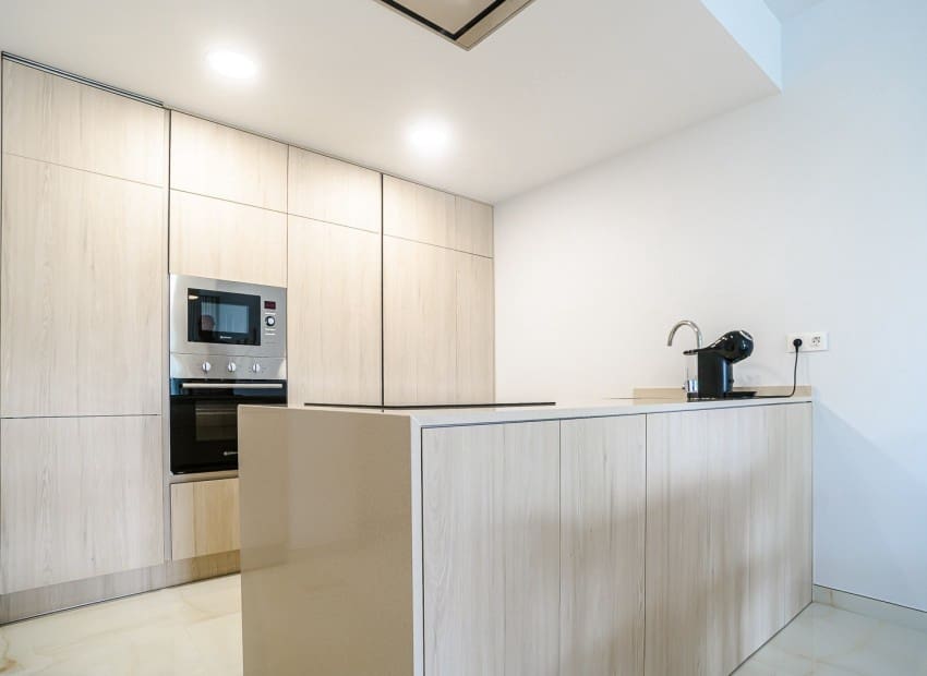 2 bedroom Penthouse for sale in Los Altos with pool garage - € 349,900 (Ref: 10110390)