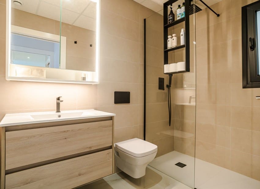 2 bedroom Penthouse for sale in Los Altos with pool garage - € 349,900 (Ref: 10110390)