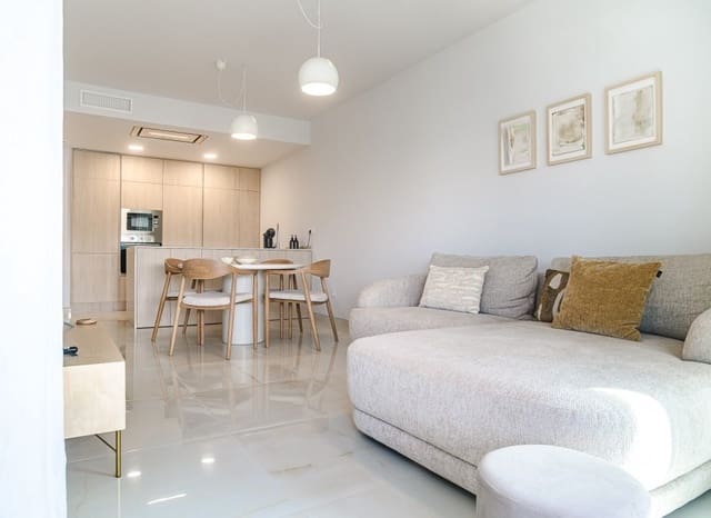 2 bedroom Penthouse for sale in Los Altos with pool garage - € 349,900 (Ref: 10110390)